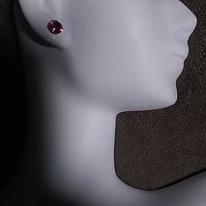 pomegranate crystal posts